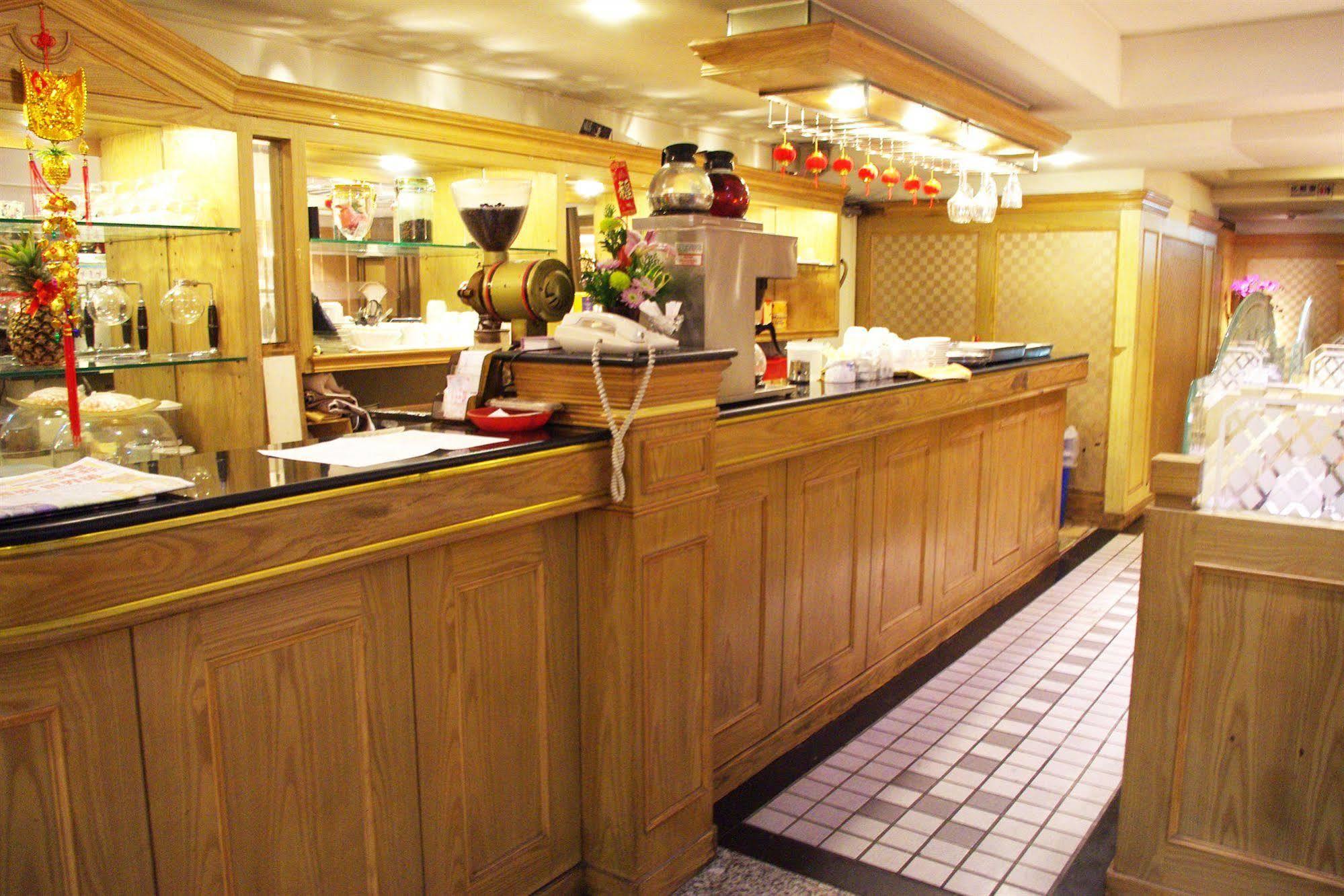 Kdm Hotel Taipei Luaran gambar